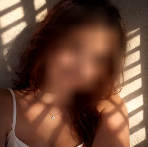 Josephine, 23