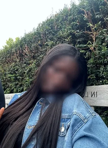 Larissa, 26