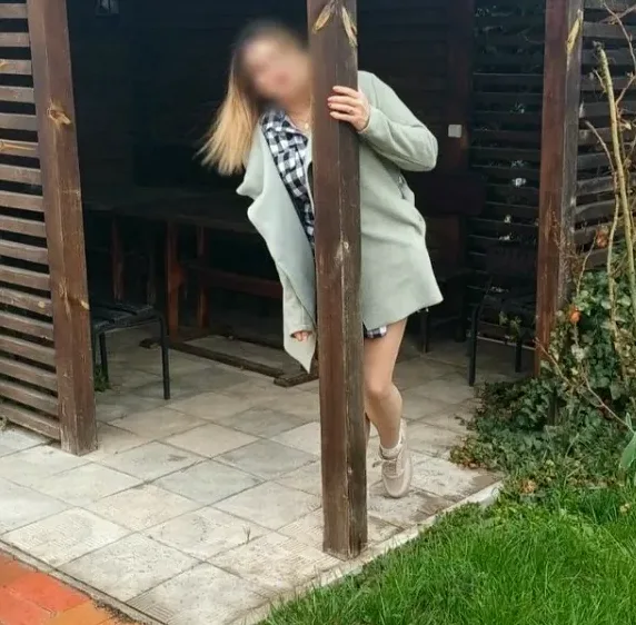 Linda, 26