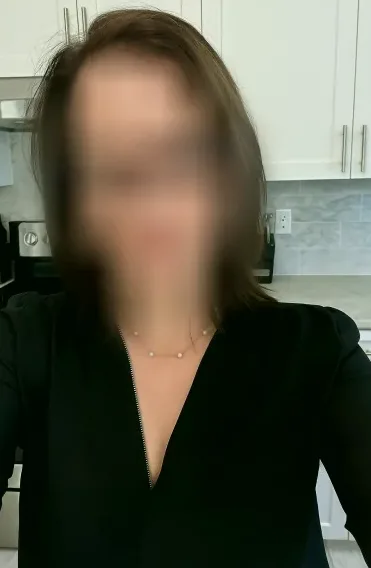 Vanessa, 38