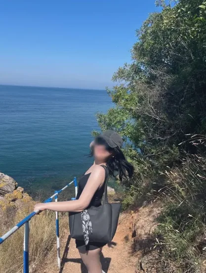 Marie, 22